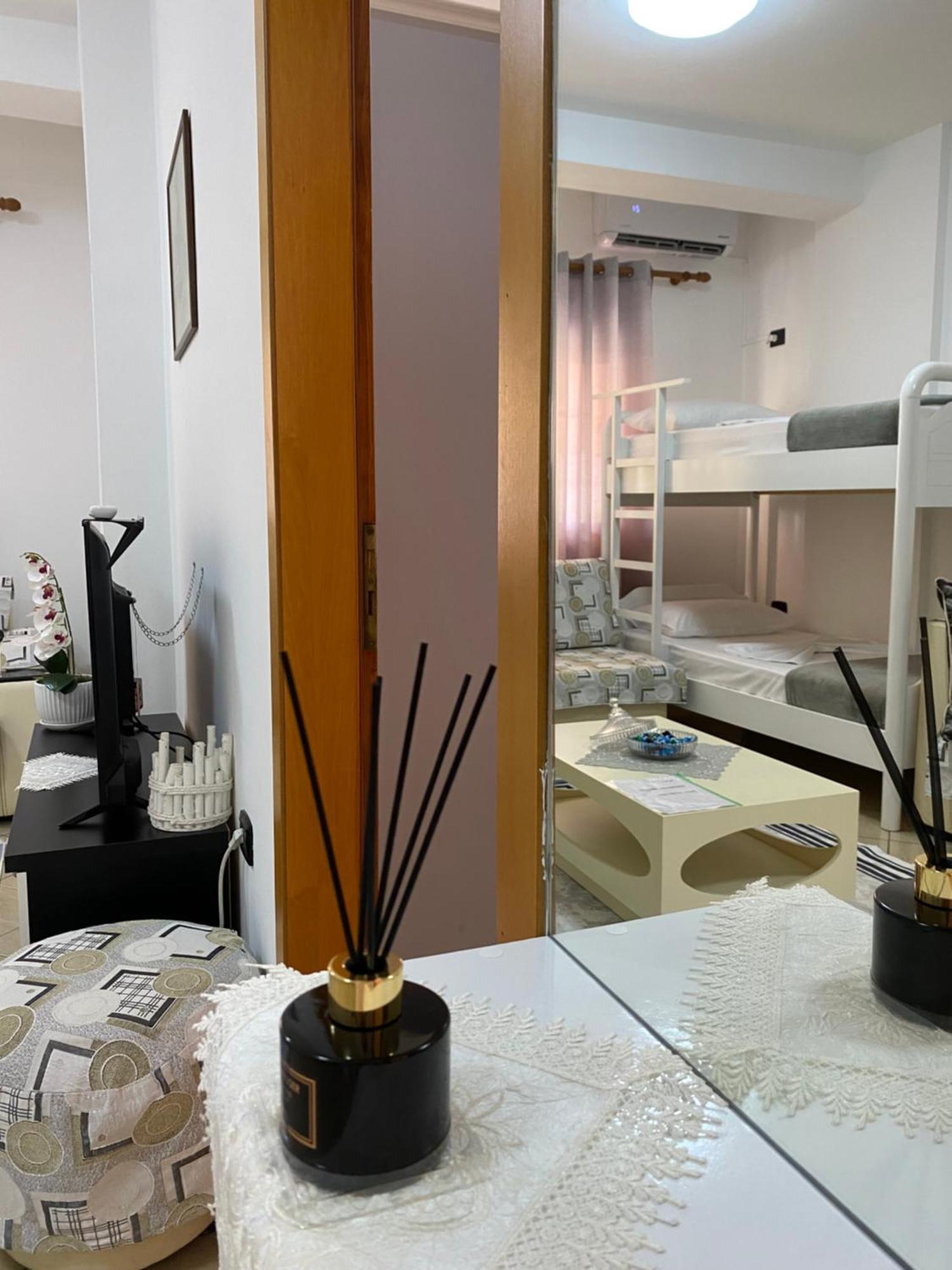Rikardo Apartament Apartment Vlorë Екстериор снимка